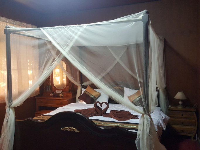 Bedroom 5, Ruenwimarn, Mae Lao