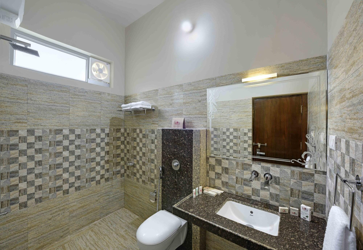 Bathroom 4, Kanj Avtar Resort, Ajmer