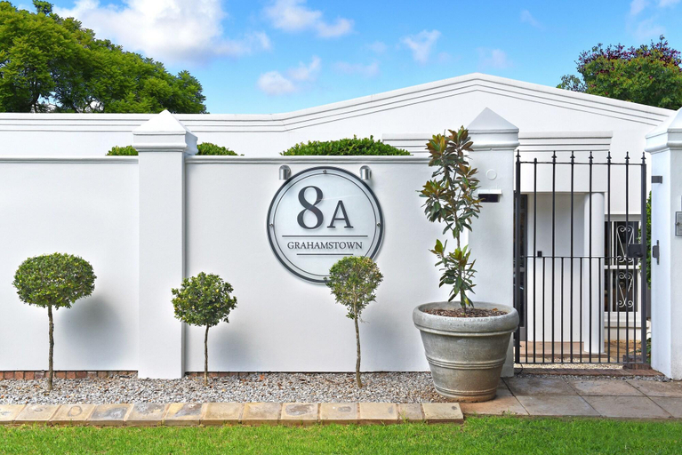 Exterior & Views, 8A Grahamstown, Cacadu