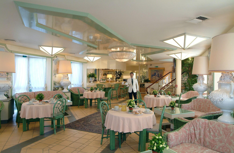 Food & Drinks 4, Hotel Club Il Baricentro, Bari