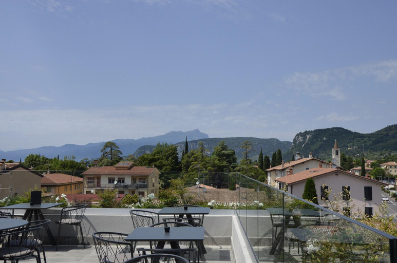 Exterior & Views 2, Solho, Verona