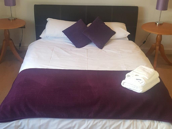 Bedroom 2, Huckleberrys Bar and Grill, Lincolnshire