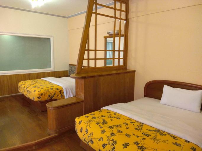 Bedroom 3, Jiuzu Hotel, Taitung