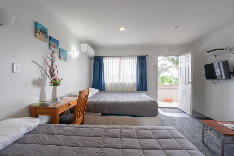 Public Area 3, Pukekohe Motel, Franklin