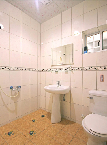Bathroom 4, Fruit House, Nantou