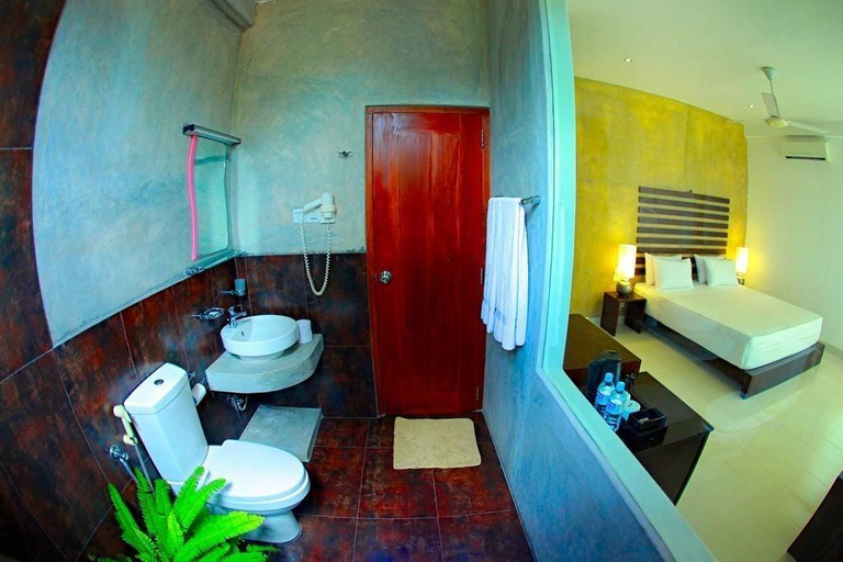 Bathroom 5, Woodnest- Summerside, Negombo