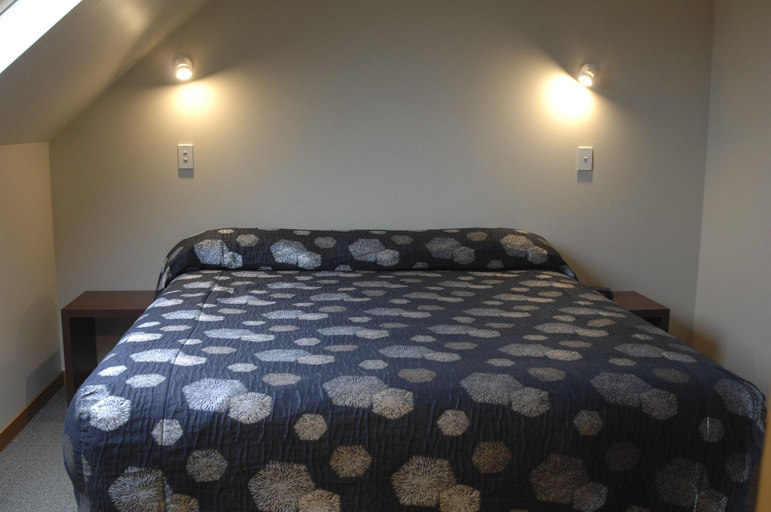 Bedroom 2, Shelby Motor Lodge, Invercargill