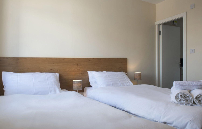 Bedroom 2, Cargo Cafe Apartments, Sefton