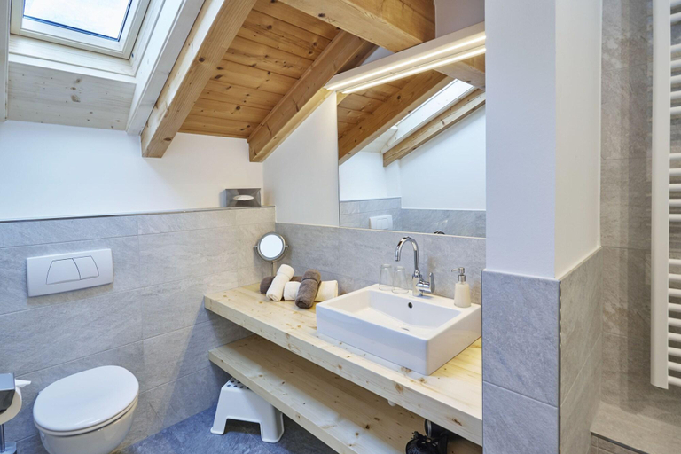 Bathroom 5, 4 Sterne Nature Resort Ötztal, Imst