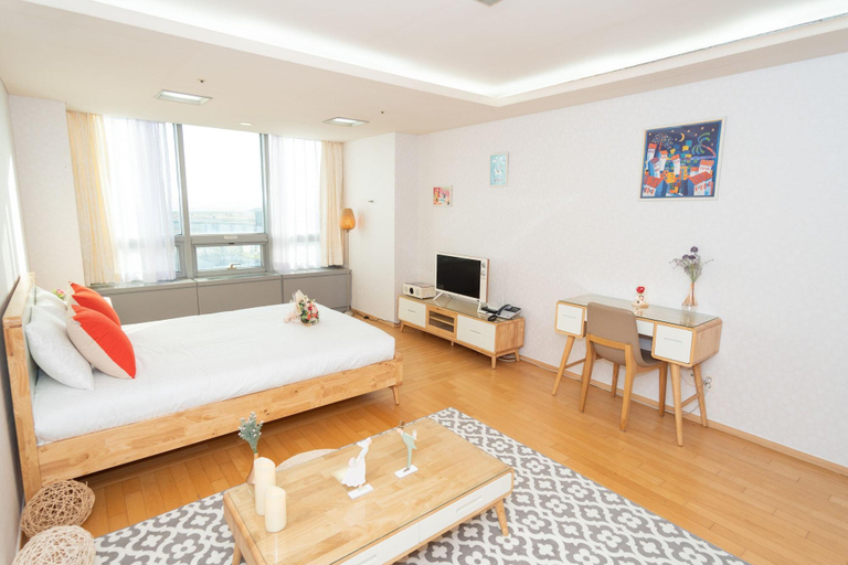 Bedroom 4, 朗博王旅馆(Numberone Residence), Jung
