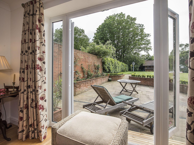Exterior & Views 2, Knole B&B, Kent