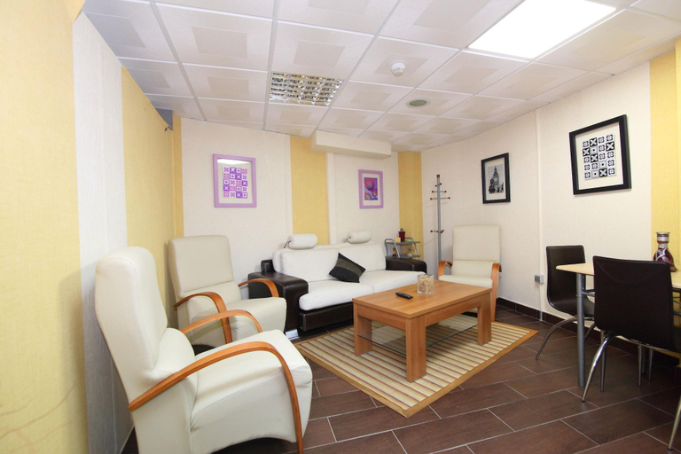 Public Area 2, Hostal Campo Real Bed & Breakfast, Madrid