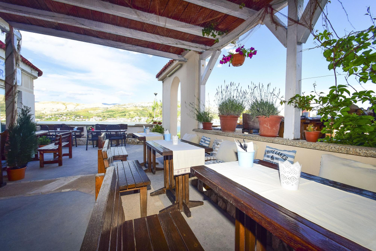 Food & Drinks 5, Guest house Revelin, Pag