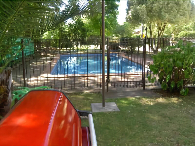 Sport & Beauty, Yea Motel, Murrindindi - West