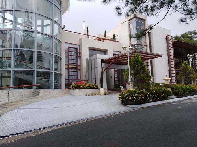Whitehouse of the Lord of Scents, Baguio City
