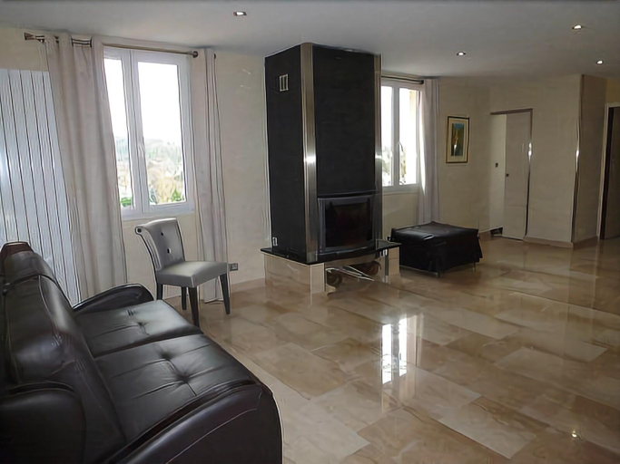 Public Area 3, Hôtel Saint Alban, Val-de-Marne