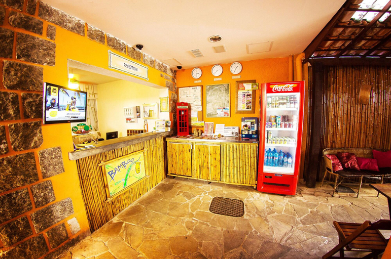 Public Area 2, Bamboo Rio Hostel, Rio de Janeiro
