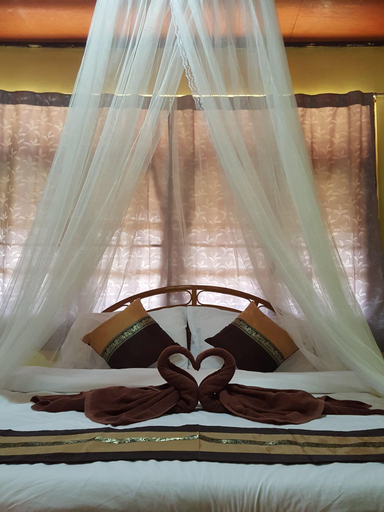 Bedroom 3, Ruenwimarn, Mae Lao