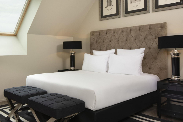 Bedroom 2, Royal Hainaut Spa & Resort Hotel, Nord