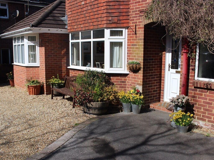 Exterior & Views 2, Honey Lodge, Poole