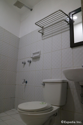 Bathroom 3, Ong Bun Pension House, Iloilo City
