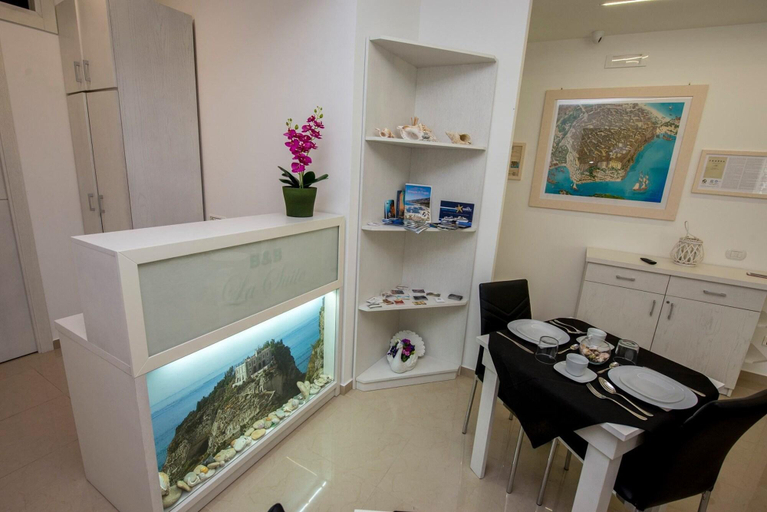 Public Area 2, La Suite Tropea B&B, Vibo Valentia