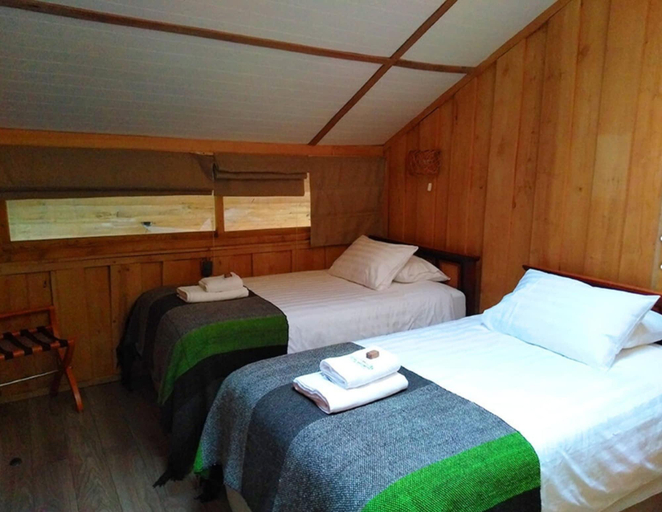 Bedroom 3, Hotel Alto Melimoyu, Aisén
