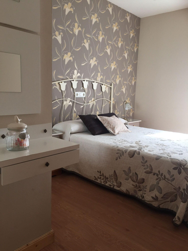 Bedroom 3, Hosteria Villa De Castro, Cantabria