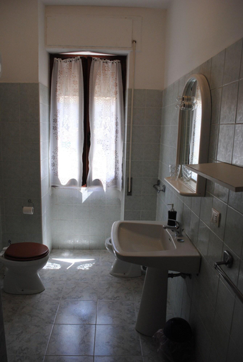 Bathroom 5, Calciufetta B&B, Sassari