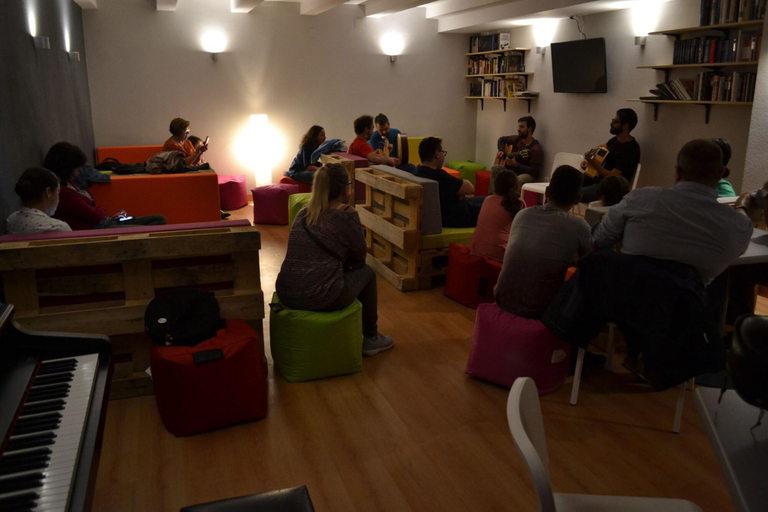 Public Area 3, Mola Hostel Burgos, Burgos