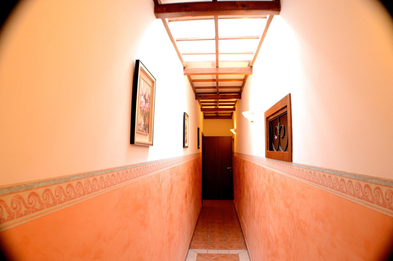 Public Area 2, L'Incanto Guest House, Rome