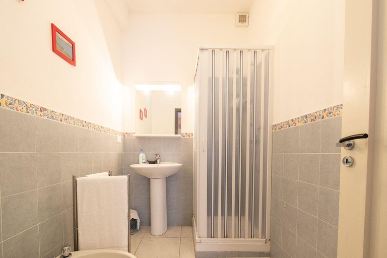 Bathroom 4, Le Ciminiere Rooms, Catania