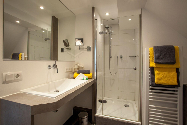 Bathroom 3, Ebner - Boutique-Hotel und Konditorei, Lindau (Bodensee)