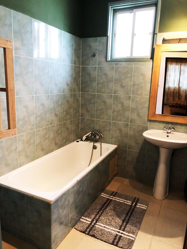 Bathroom 5, Hotel du Phare, Dakar