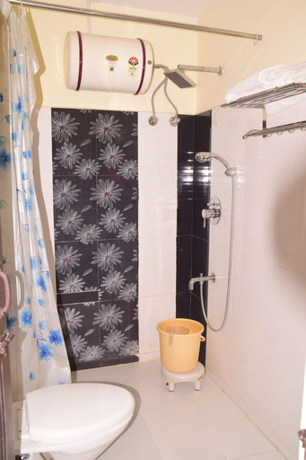 Bathroom 5, Jem Valley, Dindigul