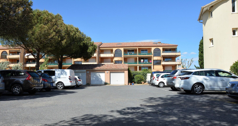 Public Area 1, Hotel Albizzia, Hérault