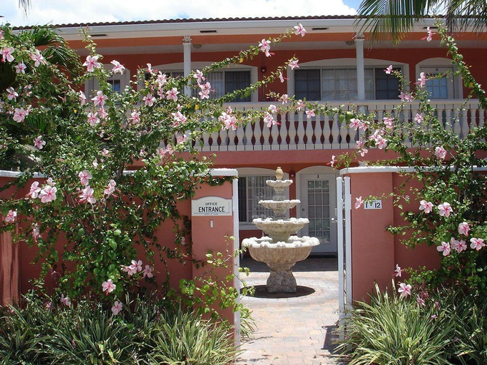 Exterior & Views 3, Blind Pass Resort Motel, Pinellas