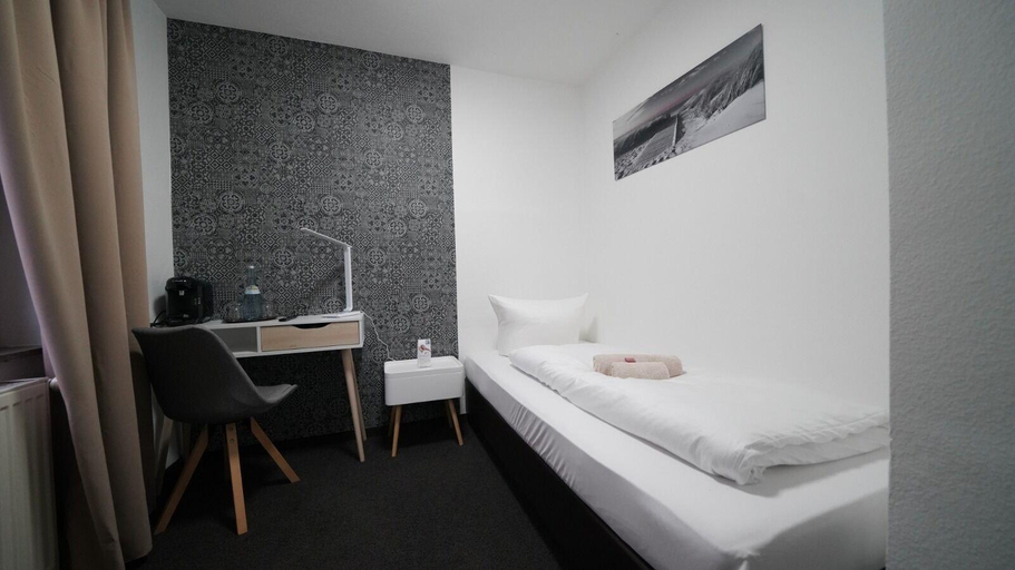 Bathroom 4, Hotel Kleine Radlerherberge, Heilbronn