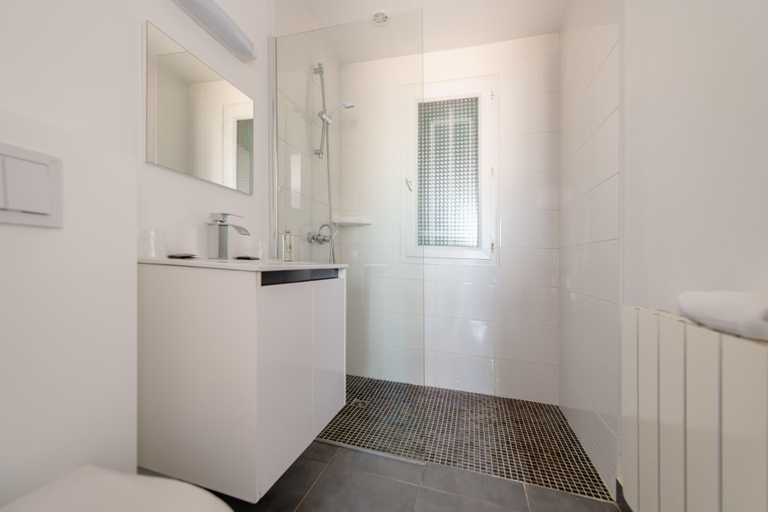 Bathroom 4, Hotel Sampiero Corso, Corse-du-Sud