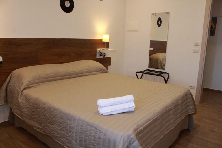 Bedroom 3, B&B Allerìa, Napoli