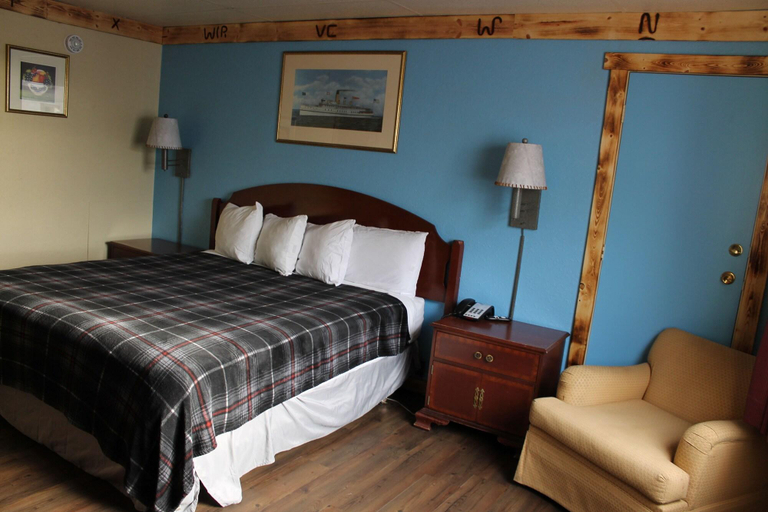 Bedroom 3, 와이어트 어프 호텔, Ford