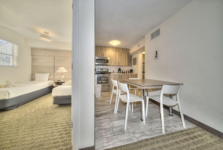 Bedroom 4, Club Lux Resort By the Beach, Broward