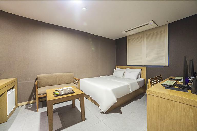 Sport & Beauty 5, Hotel The Hue, Yeongdeungpo
