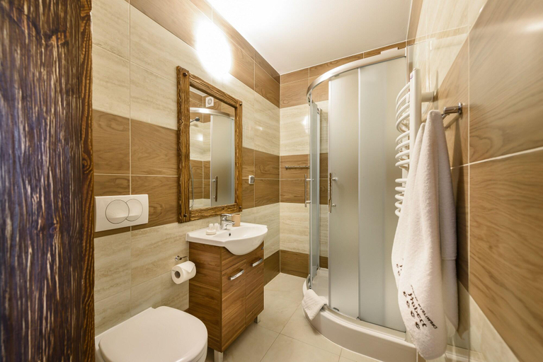 Bathroom 4, Dworek Mysliwski Hubert, Tatra