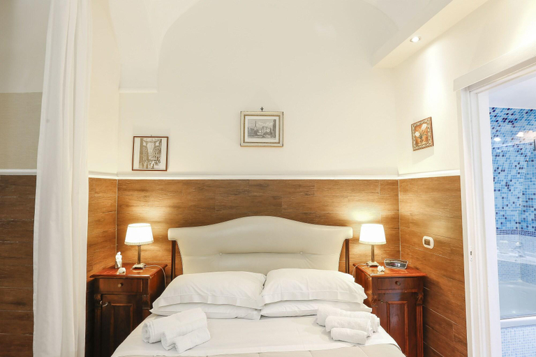 Bedroom 2, Home Marty, Napoli