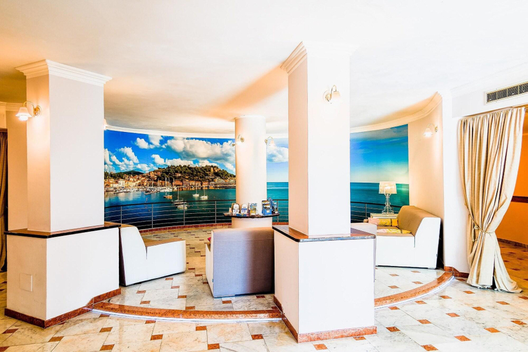 Public Area 4, Hotel Plaza, Livorno