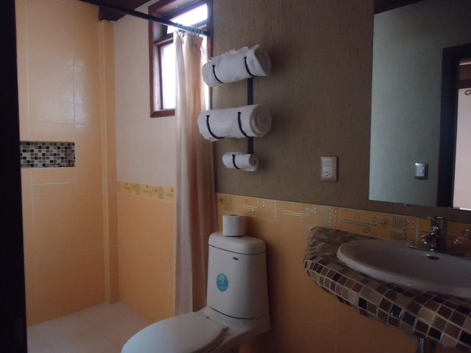 Bathroom 4, Hotel Na'Lum, San Cristóbal de las Casas