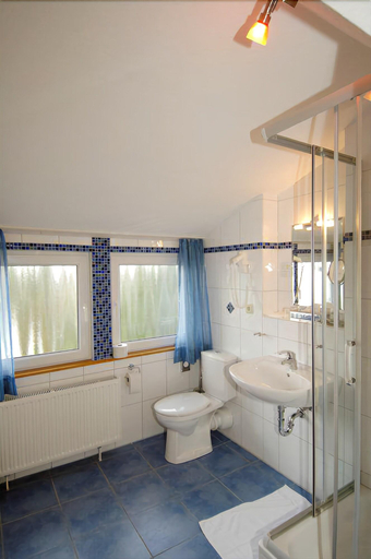 Bathroom, Hotel Brgerstuben, Saarlouis