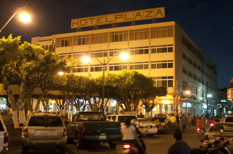 Exterior & Views 2, Hotel Plaza Sahuayo, Venustiano Carranza