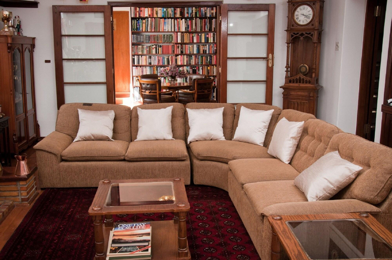 Public Area, At Winkfield House, City of Cape Town
